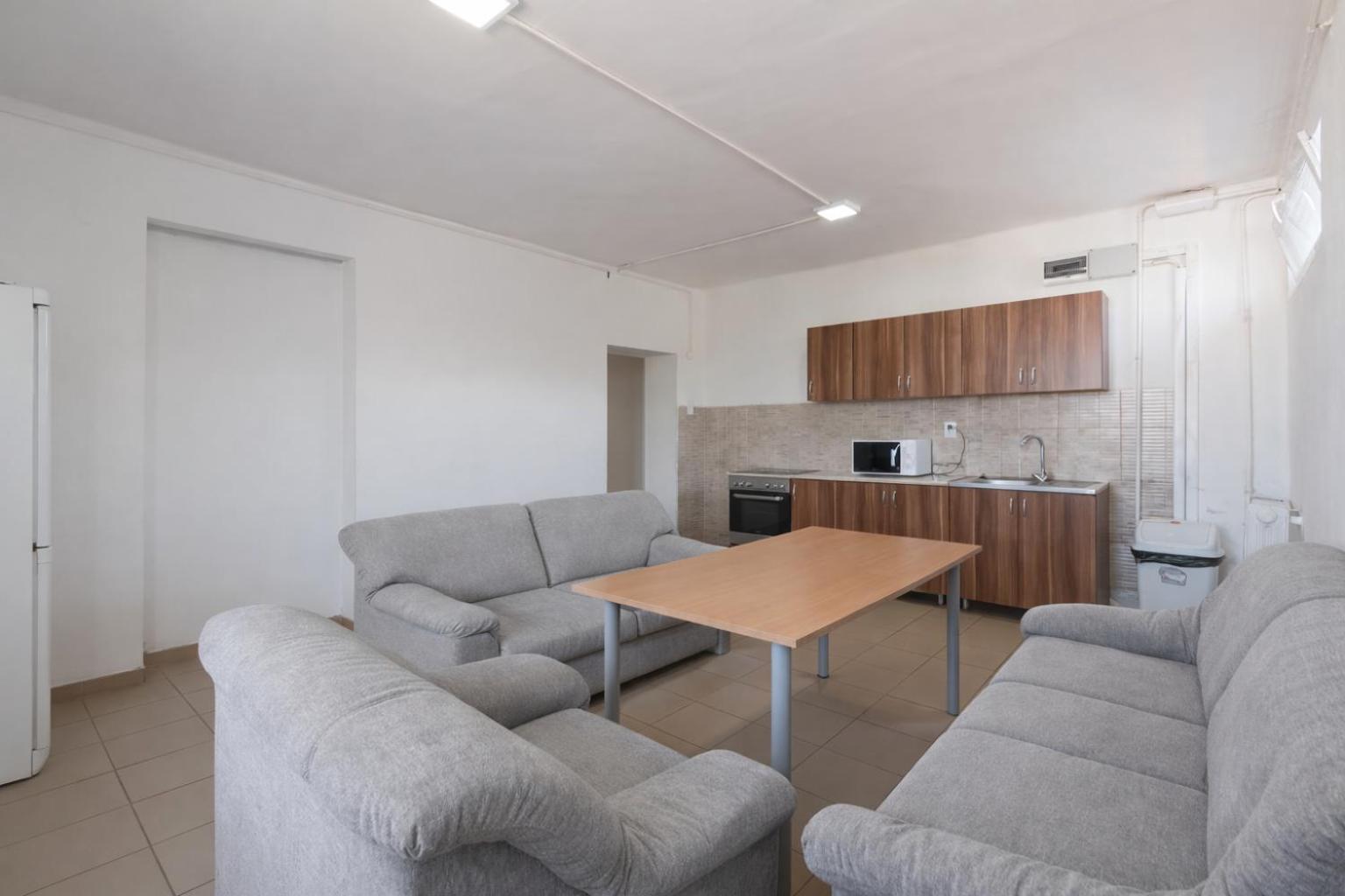 Obudai Diakszallo - Budapest — Photos 1